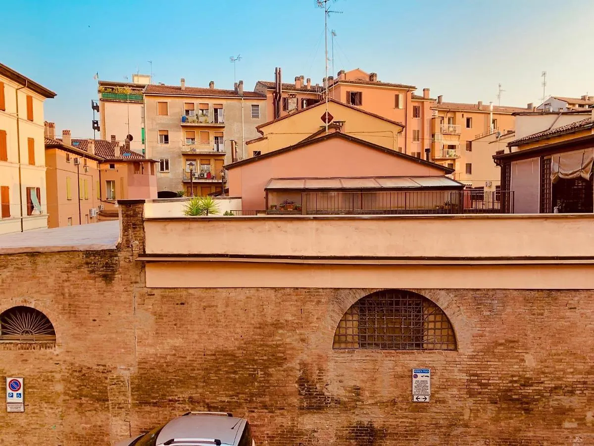 Accogliente Appartamento Vicino Al Centro E Alla Fiera Bologna
